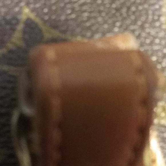 Sold on m e r - Picture 6 of 7